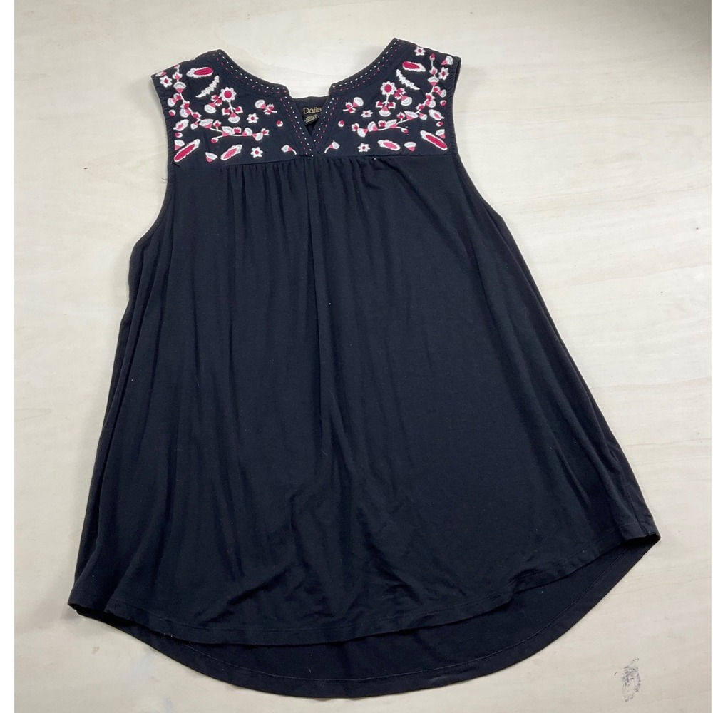 Dalia Black Embroidered Floral Sleeveless Top XL Pink White Boho Split Neck